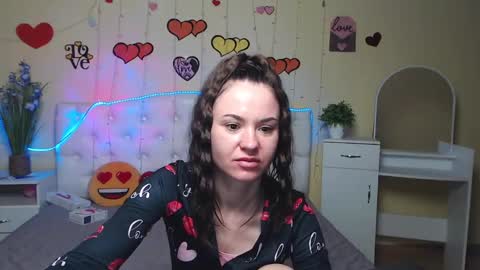 Kara online show from February 13, 11:37 pm