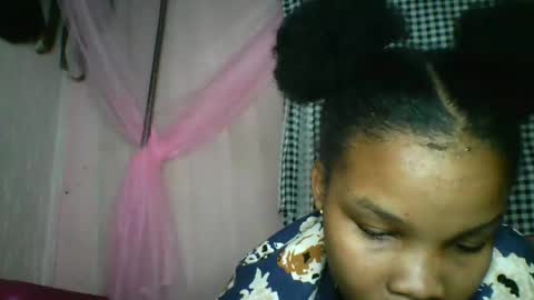 Snapshot of kiarah_69 chatting on May 24, 3:50 pm kiarah 69 online show from May 24, 3:50 pm