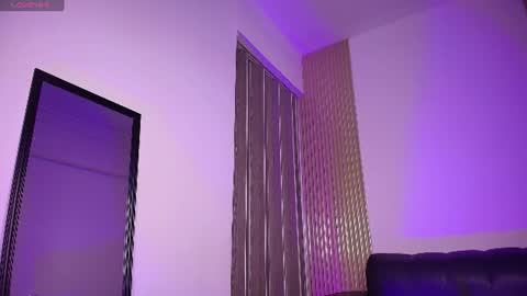 kiarasullivan online show from July 28, 12:48 pm