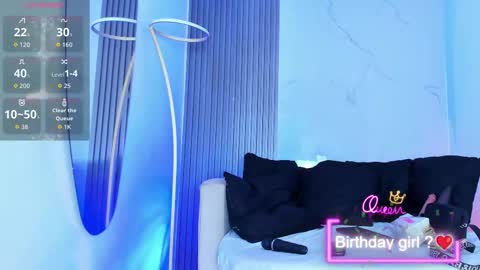 kiaratentation online show from December 22, 8:06 pm