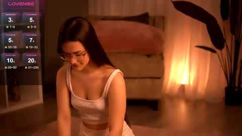 KlaraValez online show from May 13, 5:16 am