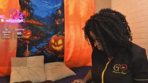 Snapshot of kiarazafira chatting on October 8, 10:13 am kiarazafira online show from October 8, 10:13 am