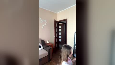 Alexa online show from June 25, 3:49 pm