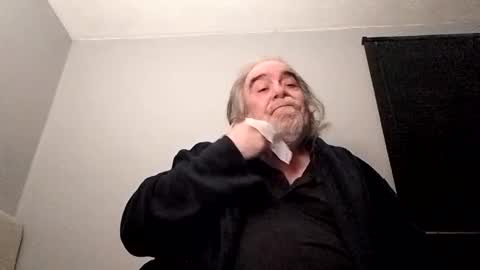 Snapshot of kickinme chatting on March 10, 5:11 am KICKINME online show from March 10, 5:11 am