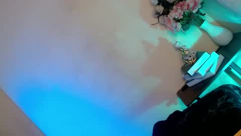 Kiera online show from June 15, 5:09 am