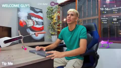 Snapshot of kieran_derek chatting on January 17, 3:23 am Kieran Derek online show from January 17, 3:23 am