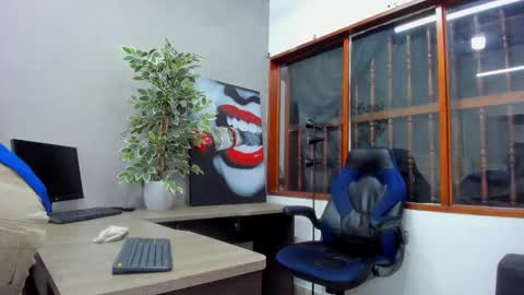 Snapshot of kieran_derek chatting on February 1, 2:47 am Kieran Derek online show from February 1, 2:47 am