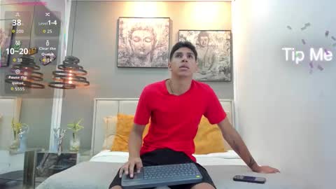 Snapshot of kieran_derek chatting on November 21, 3:05 am Kieran Derek online show from November 21, 3:05 am