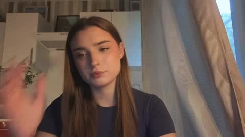 Ola my name is Lissa  Lets hit 10 Thumbs Up together   online show from June 2, 2:30 pm
