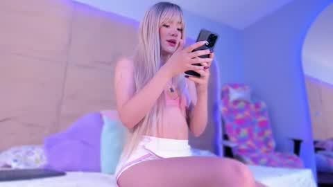 KIM COOPER online show from February 19, 11:06 am