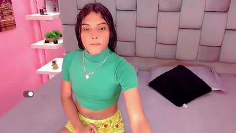 kiishanny online show from October 30, 9:15 pm