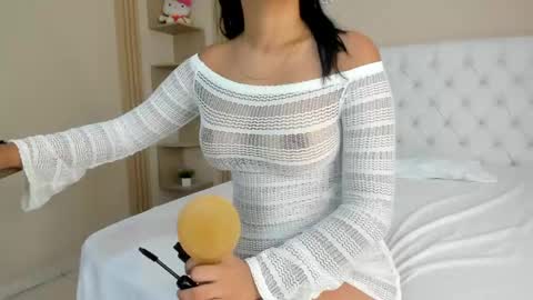 Snapshot of kiitty_horny_ chatting on May 28, 12:35 pm Melody online show from May 28, 12:35 pm