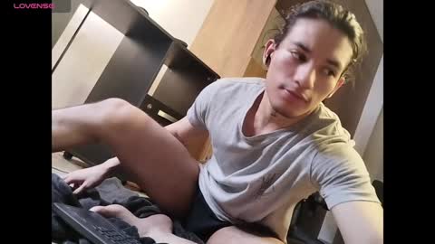 kikeruiz 19 online show from December 11, 4:42 pm