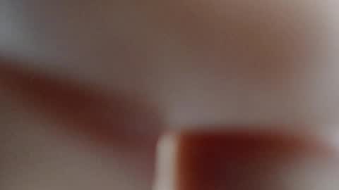 Snapshot of kiki_akai chatting on November 7, 5:40 am Ada online show from November 7, 5:40 am