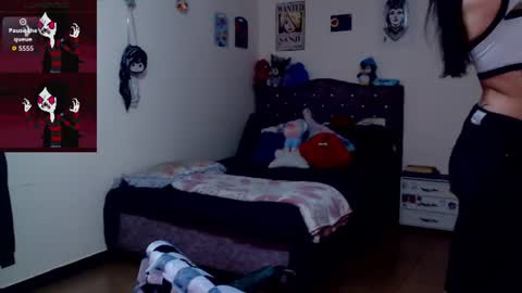 kIKI online show from July 6, 3:03 pm