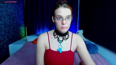 Kiki online show from January 11, 1:32 pm