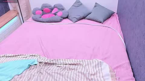 Kiki online show from March 11, 11:05 am