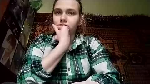 Snapshot of kikibang_ chatting on December 22, 8:11 am kikibang_ online show from December 22, 8:11 am