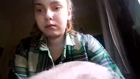 Snapshot of kikibang_ chatting on January 12, 8:41 am kikibang_ online show from January 12, 8:41 am