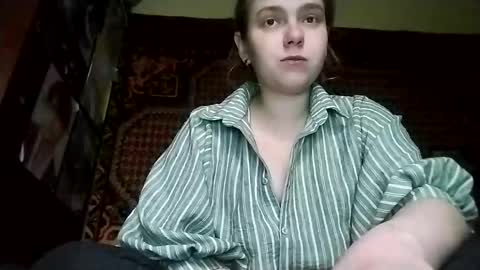 Snapshot of kikibang_ chatting on February 12, 8:31 am kikibang_ online show from February 12, 8:31 am