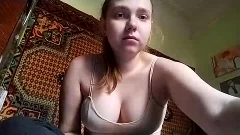 Snapshot of kikibang_ chatting on February 14, 8:44 am kikibang_ online show from February 14, 8:44 am