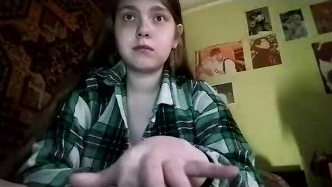 Snapshot of kikibang_ chatting on March 10, 11:15 am kikibang_ online show from March 10, 11:15 am