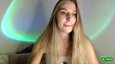 Mika and Miranda online show from December 20, 5:31 pm