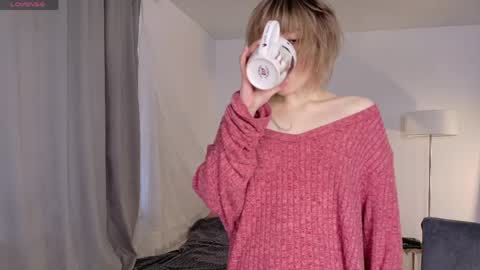 Kiki online show from June 8, 9:42 am