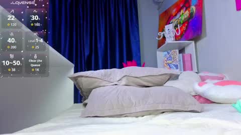 Kiki online show from May 1, 2:16 am