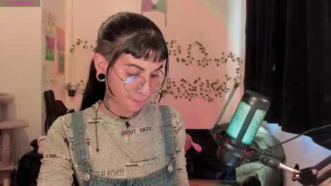 Snapshot of kila_moonlight444 chatting on June 9, 5:13 pm Bella online show from June 9, 5:13 pm