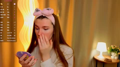 ZofiaLiya online show from December 3, 6:32 am