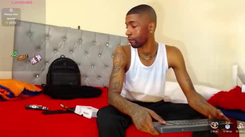 Snapshot of kilian_xx chatting on November 3, 11:48 pm Kilian xxx online show from November 3, 11:48 pm