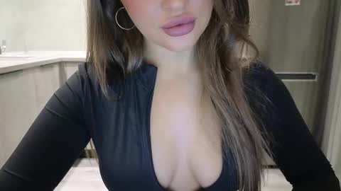 Snapshot of killer__girls chatting on September 22, 9:28 pm EvaAnna online show from September 22, 9:28 pm