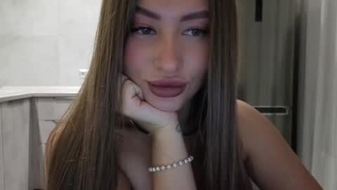 Snapshot of killer__girls chatting on April 13, 8:47 pm EvaAnna online show from April 13, 8:47 pm