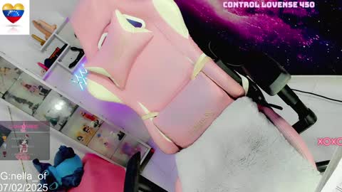 Snapshot of kilye_nellaa chatting on February 8, 1:32 am kylie anthonella online show from February 8, 1:32 am