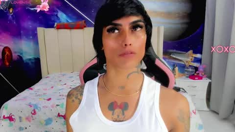 Snapshot of kilye_nellaa chatting on September 18, 12:12 am kylie anthonella online show from September 18, 12:12 am