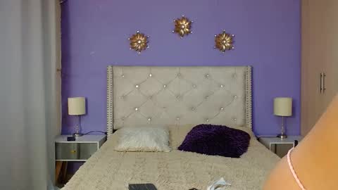 Snapshot of kim_and_mia chatting on November 1, 11:45 am Mia Kim online show from November 1, 11:45 am