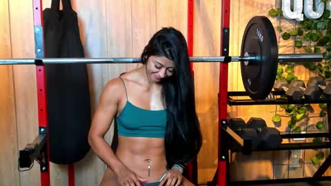 Kim online show from December 17, 1:05 pm