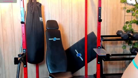 Kim online show from February 1, 4:11 pm