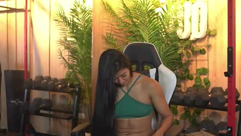 Kim online show from December 4, 1:09 pm