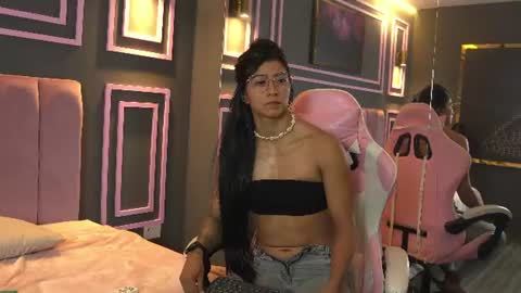 Kim online show from June 26, 1:48 pm
