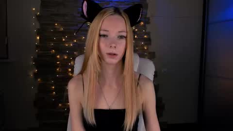 kim_boyd online show from February 10, 3:21 pm