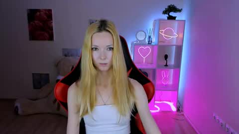 kim_boyd online show from February 17, 2:48 pm