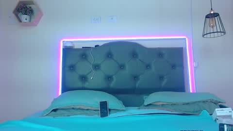 Snapshot of kim_clarck1 chatting on November 6, 3:57 pm Kim online show from November 6, 3:57 pm