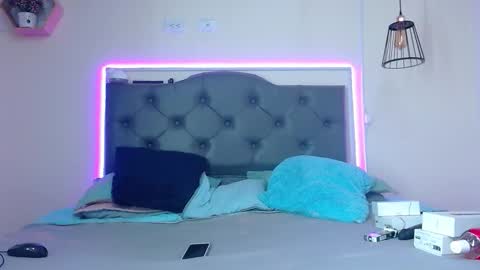 Snapshot of kim_clarck1 chatting on November 30, 3:16 pm Kim online show from November 30, 3:16 pm