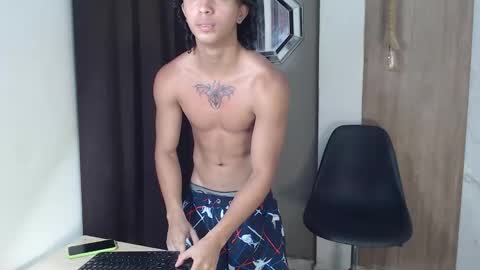 KIM online show from February 10, 2:43 pm