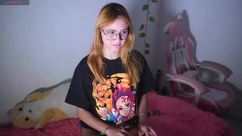 ISABELLA 3 online show from April 30, 3:40 pm