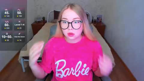 Snapshot of kim_girl_next_door chatting on March 12, 1:39 pm KIM online show from March 12, 1:39 pm