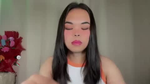 KYLIE online show from November 25, 9:59 pm