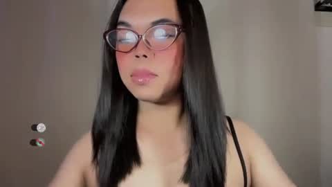 KYLIE online show from November 28, 8:44 pm